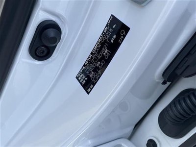 TOYOTA LAND CRUISER 300 - 7