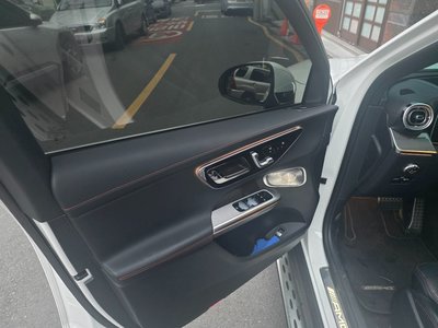 MERCEDES-BENZ GLC - 9