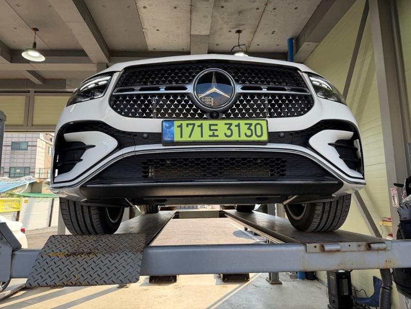 MERCEDES-BENZ GLE - View 1