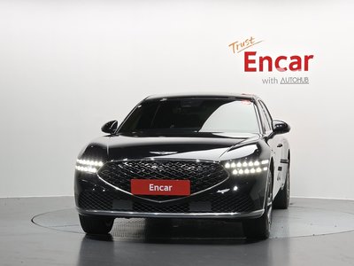 صورة 2 لـ 2022 Genesis G90 (RS4)