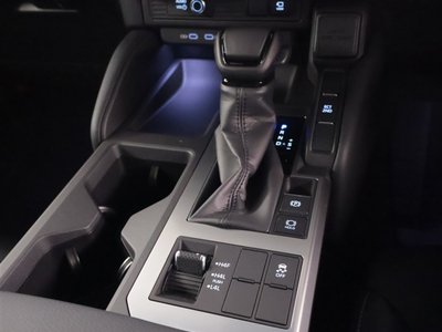 صورة مصغرة 14 لـ 2025 Toyota LAND CRUISER 250