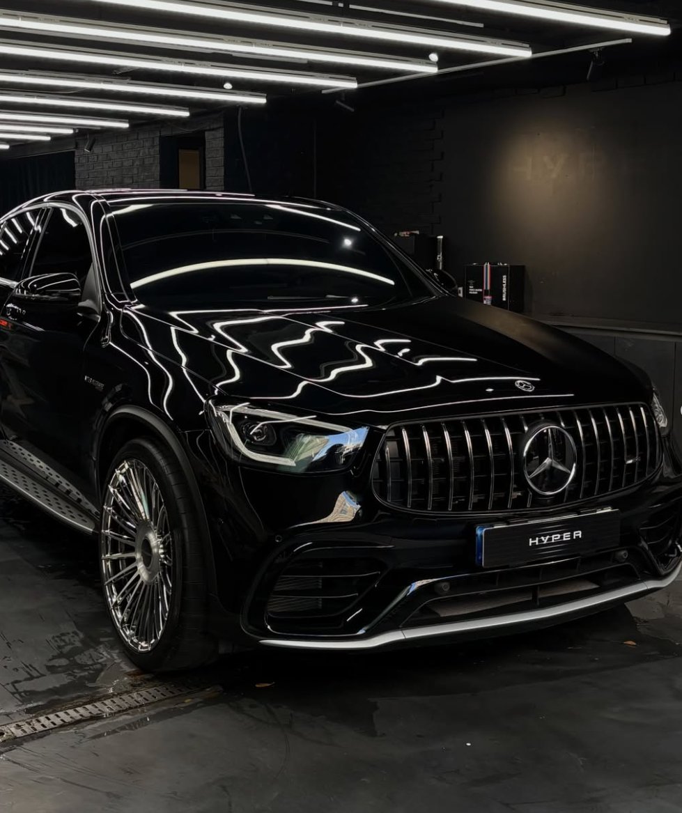 MERCEDES-BENZ GLC - View 1