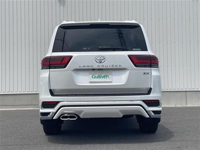 2023 Toyota LAND CRUISER 300 — миниатюра 32