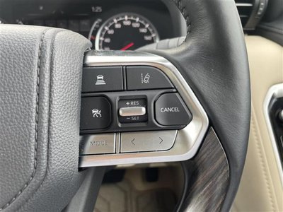 2023 Toyota LAND CRUISER 300 — миниатюра 11