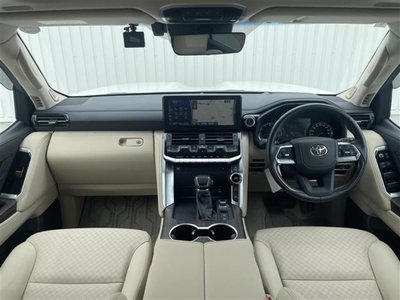 2023 Toyota LAND CRUISER 300 — миниатюра 34