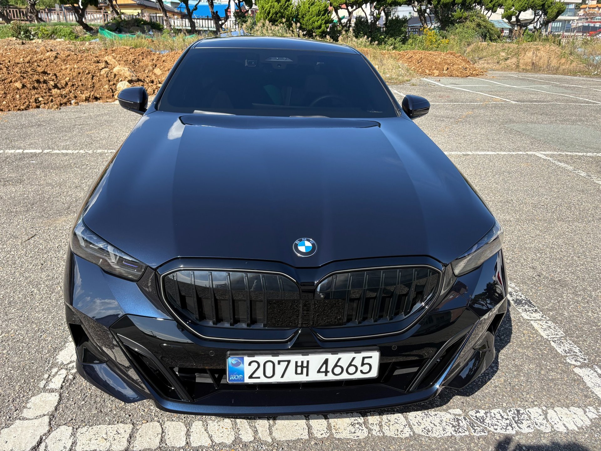 BMW 5 SERIES - View 1