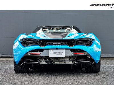 صورة 10 لـ 2021 Mclaren 720S SPIDER