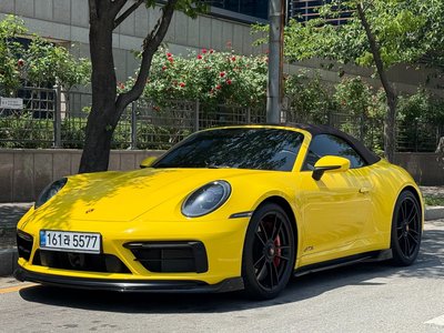 PORSCHE 911 - 1