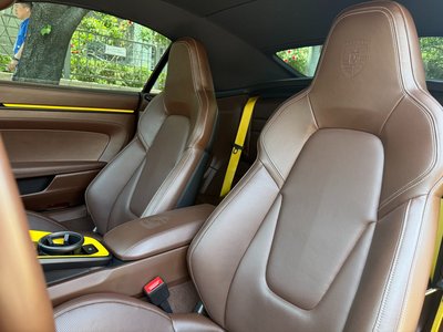 PORSCHE 911 - 8