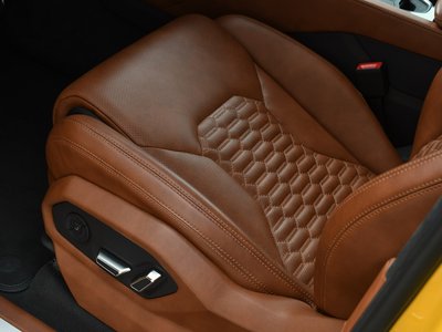 LAMBORGHINI URUS - 10