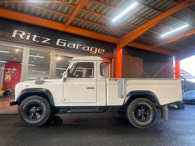LAND ROVER DEFENDER - 9