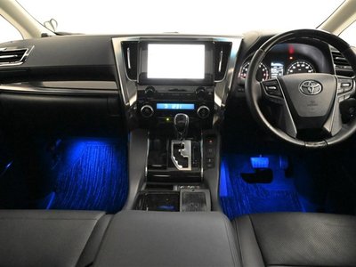 TOYOTA ALPHARD - 2
