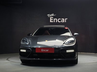 PORSCHE PANAMERA - 2