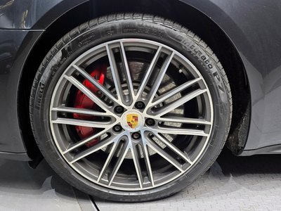 PORSCHE PANAMERA - 6