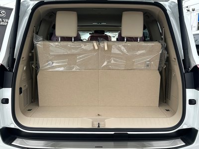 2025 Toyota LAND CRUISER 300 — миниатюра 78