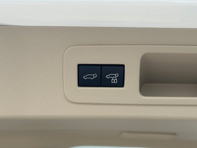 2025 Toyota LAND CRUISER 300 — миниатюра 77