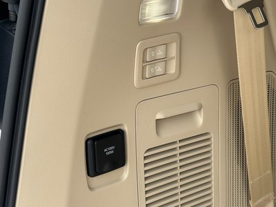 2025 Toyota LAND CRUISER 300 — миниатюра 80