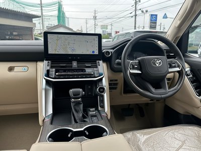 2025 Toyota LAND CRUISER 300 — миниатюра 41