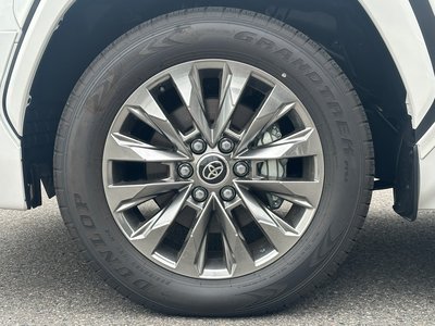 2025 Toyota LAND CRUISER 300 — миниатюра 37