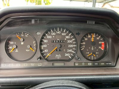 1992 Mercedes-BENZ MEDIUM-CLASS thumbnail 39