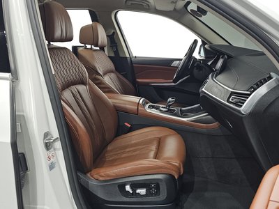 BMW X7 - 10