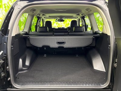 TOYOTA LAND CRUISER PRADO - 8