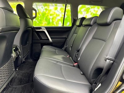 TOYOTA LAND CRUISER PRADO - 7