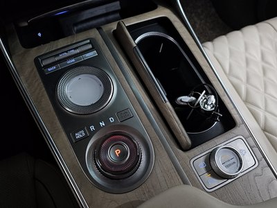 2022 Genesis GV80 thumbnail 12