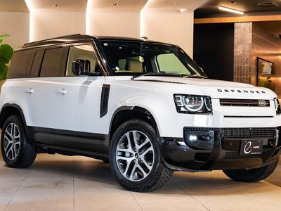 LAND ROVER DEFENDER - 1