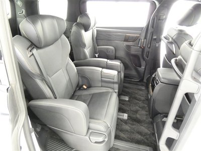 2024 Toyota ALPHARD — миниатюра 13