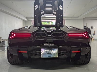 LAMBORGHINI REVUELTO - 5