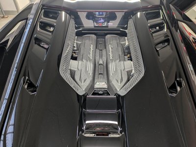 LAMBORGHINI REVUELTO - 9