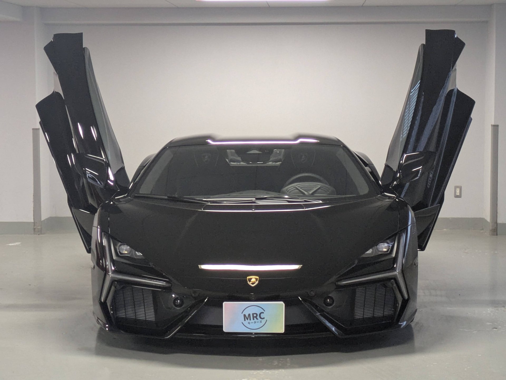 LAMBORGHINI REVUELTO - View 1