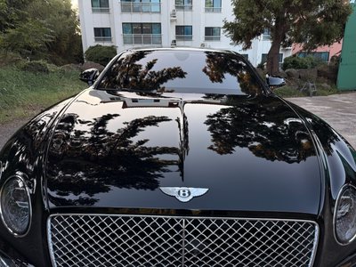 BENTLEY CONTINENTAL - 6