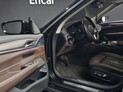 BMW 6 SERIES GT - 10