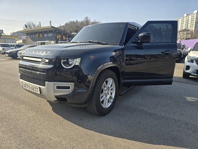 LAND ROVER DEFENDER - 3