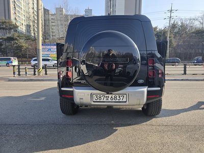 LAND ROVER DEFENDER - 6