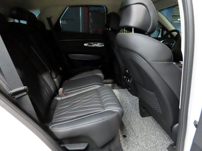 2022 Genesis GV70 photo 9
