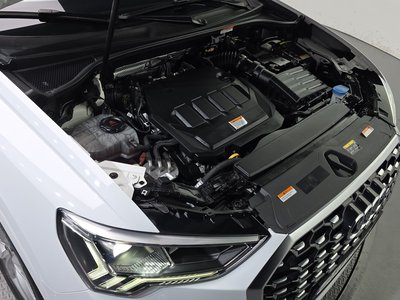 صورة 7 لـ 2023 AUDI Q3