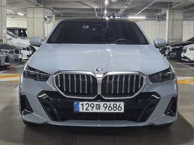 BMW 5 SERIES - 2