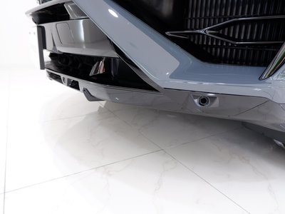 LAMBORGHINI URUS - 9
