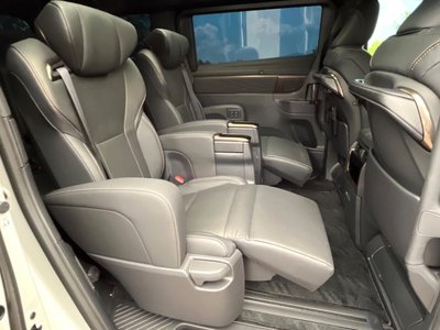 TOYOTA ALPHARD - 9