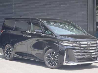 2025 Toyota VELLFIRE photo 1