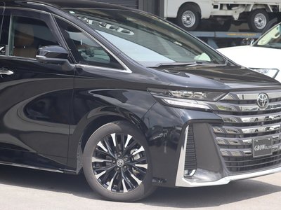 2025 Toyota VELLFIRE photo 7