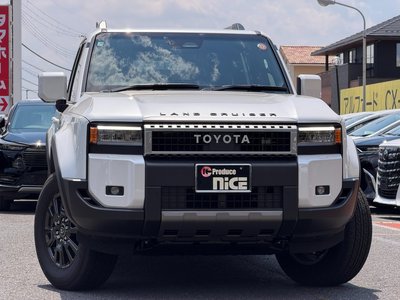 TOYOTA LAND CRUISER 250 - 7