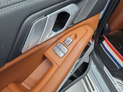 2024 BMW X7 缩略图 13