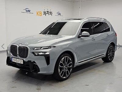 2024 BMW X7 照片 1