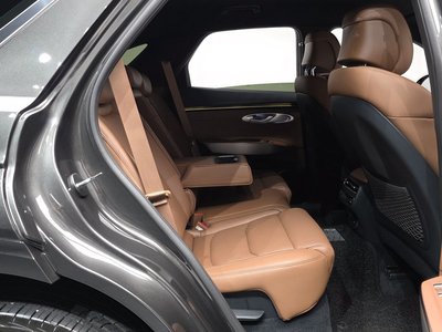 صورة مصغرة 17 لـ 2025 Genesis GV70