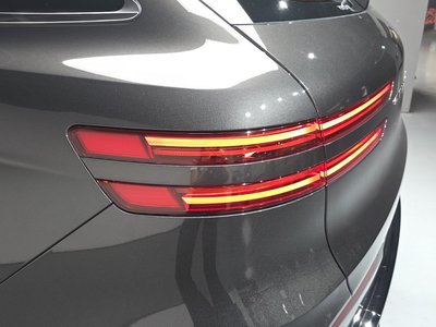 2025 Genesis GV70 — фото 10