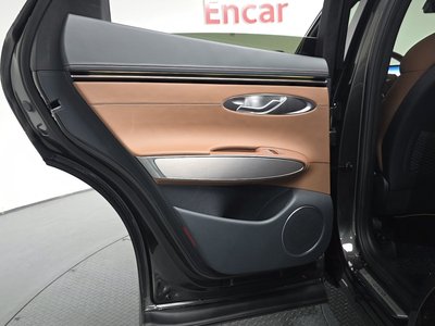 صورة مصغرة 15 لـ 2025 Genesis GV70